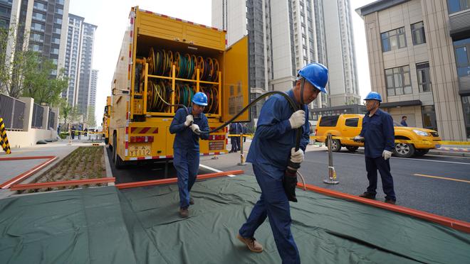 邮报：网飞找英超前锋拍纪录片 已接洽哈兰德、萨拉赫和沃特金斯